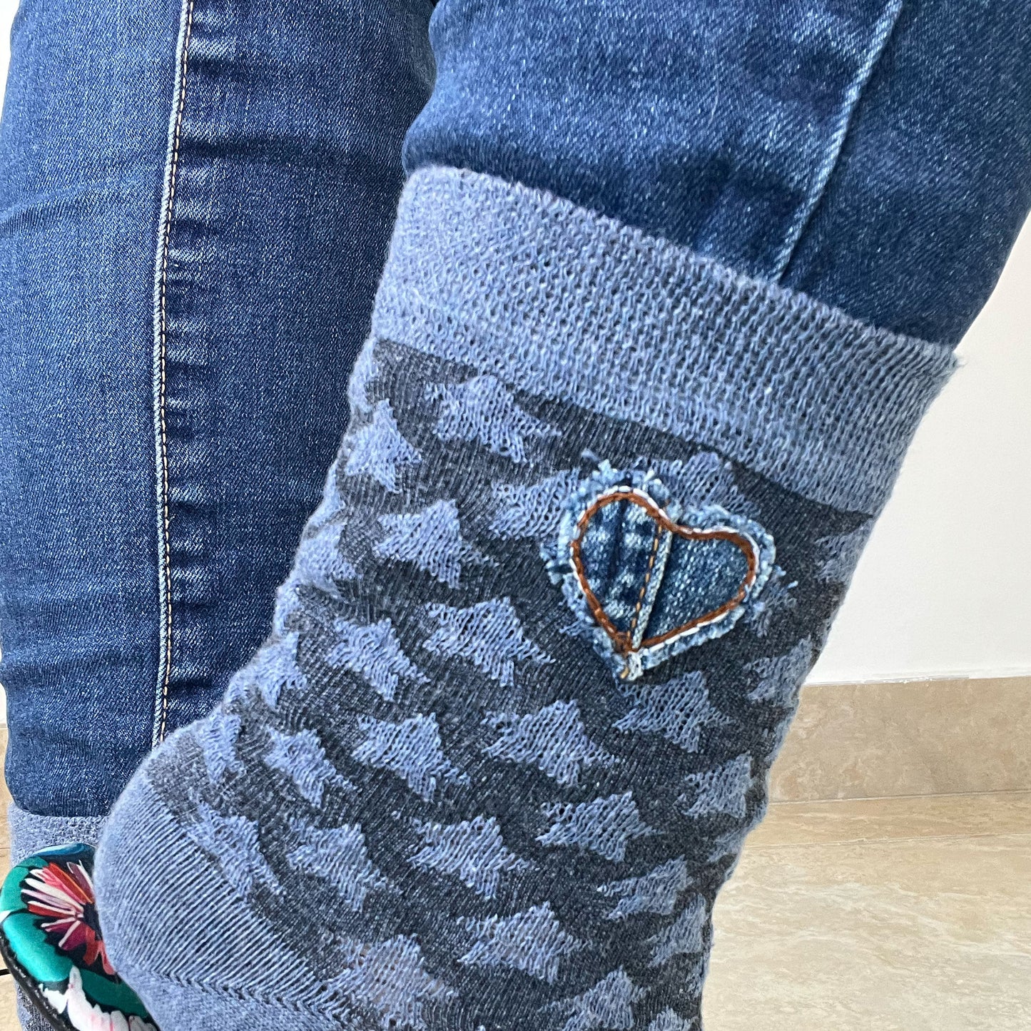 Unisex Star Burst Heart to Heart Ankle Socks